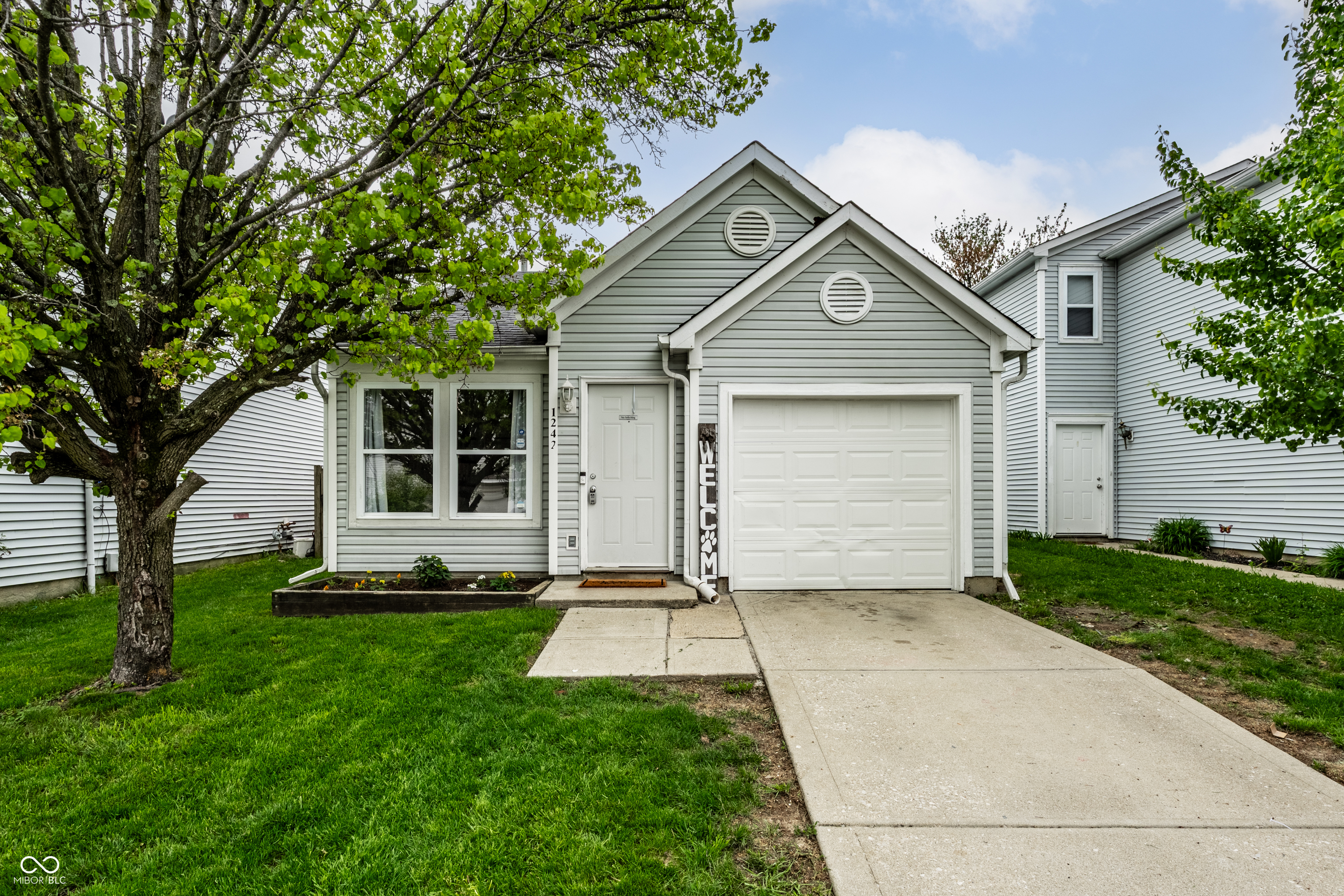 Property Photo: 1242 Freemont Lane IN 46143