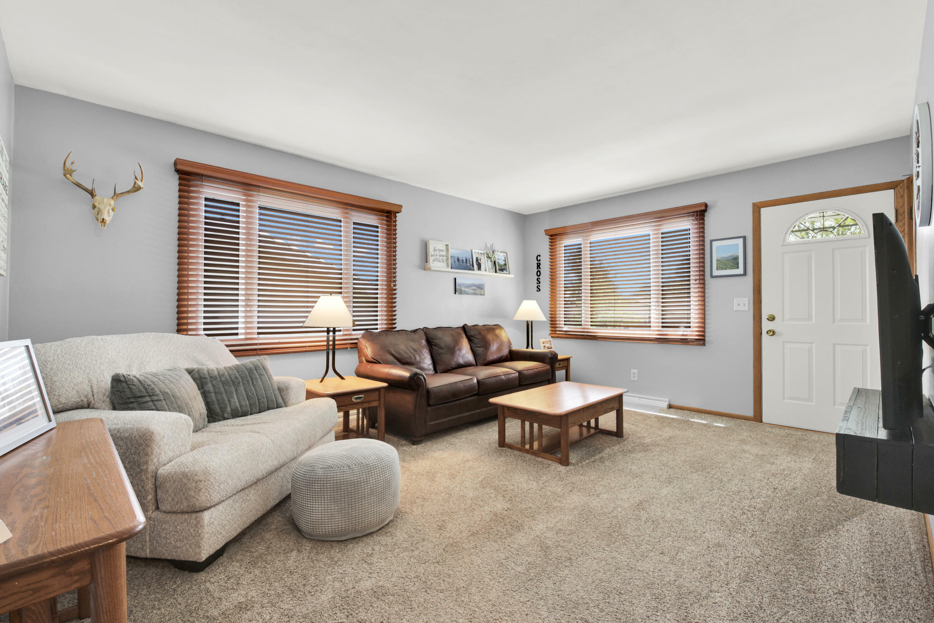 Property Photo: 2010 Hemlock St WI 53090