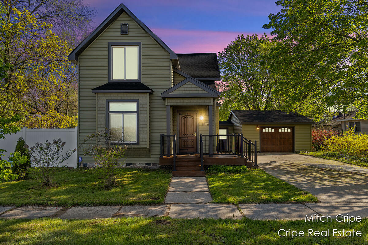 Property Photo: 417 Emory Street MI 49329