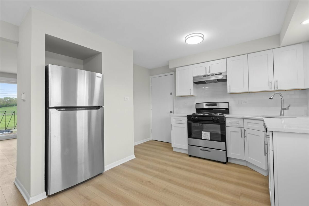 Property Photo: 14121 S Stewart Avenue 3D IL 60827