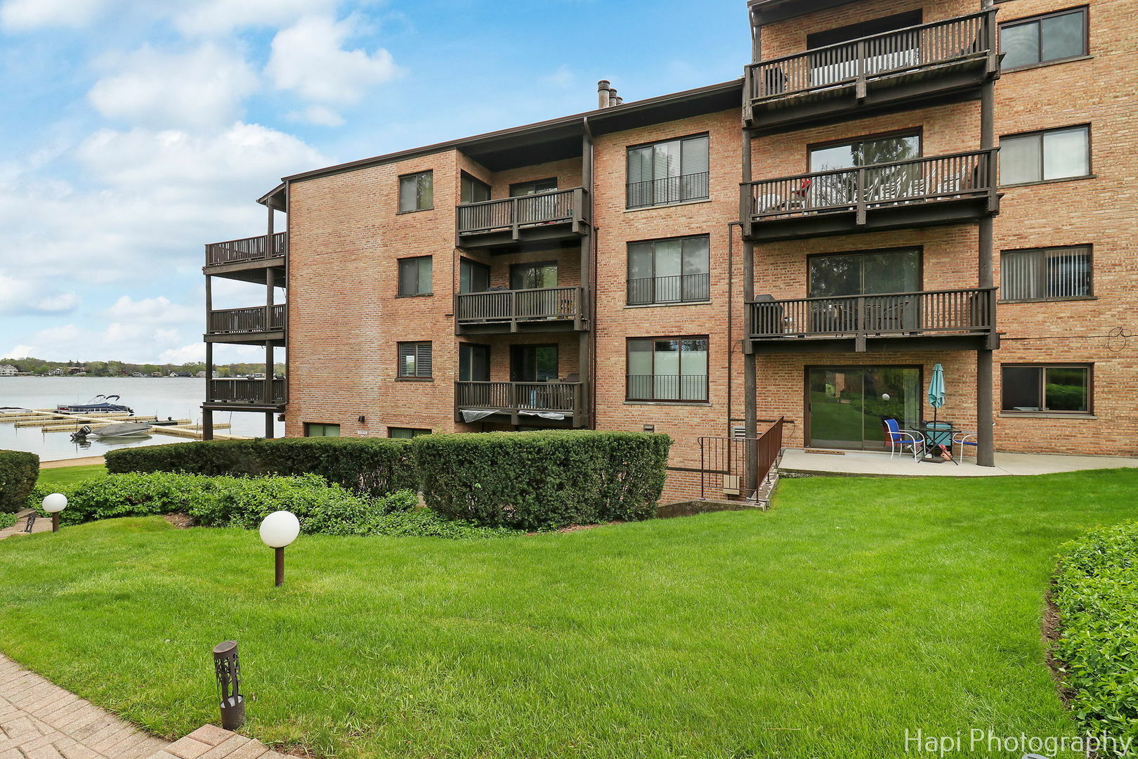 Property Photo: 440 N Main Street E103a IL 60084