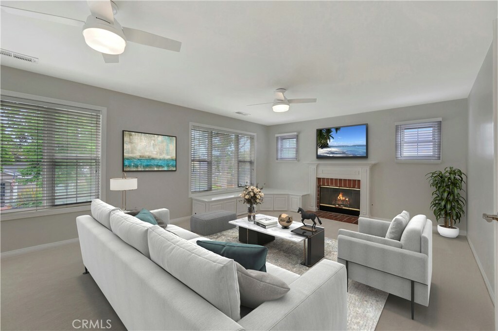 Property Photo: 289 Glendora Avenue CA 90803