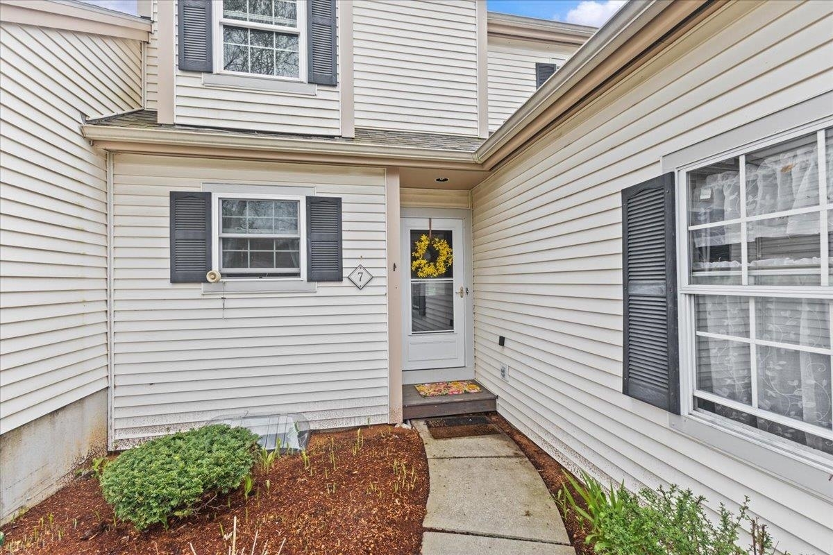 7 Cardinal Lane  Essex Junction VT 05452 photo