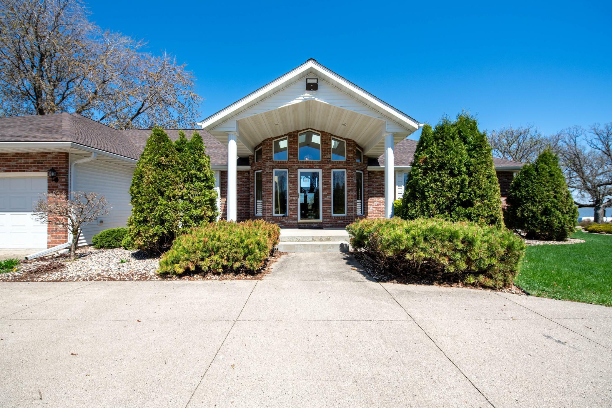 Property Photo: 52084 190th Lane MN 56055