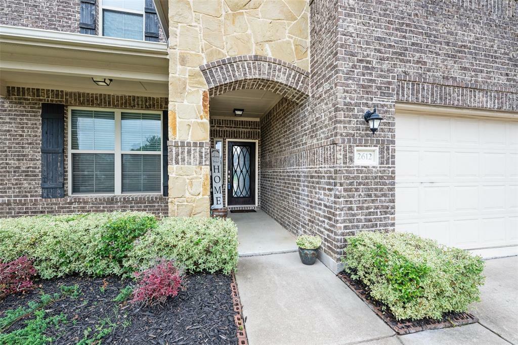 Property Photo: 2612 Castle Creek Drive TX 75068