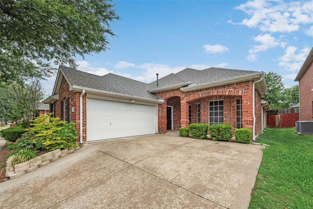 Property Photo: 8008 Elk Mountain Trail TX 75070