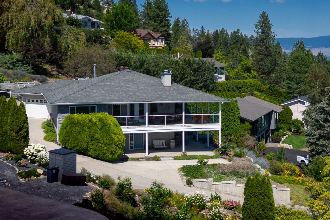 Property Photo: 1290 Menu Road BC V1Z 3K2