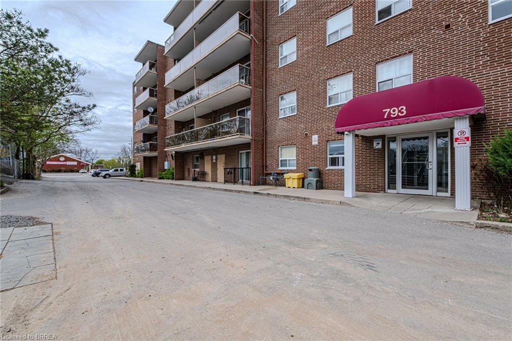 Property Photo: 793 Colborne Street 117 ON N3S 7J3