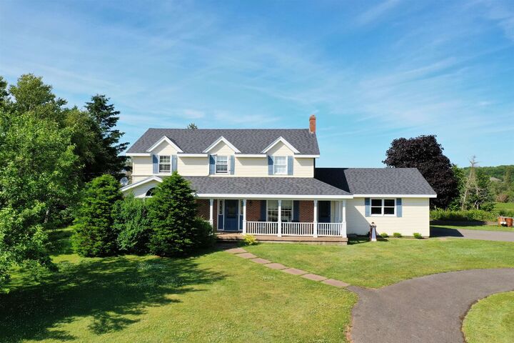 Photo de la propriété: 17438 Rte 2 PE C1E 0W2
