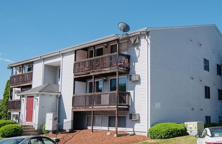 Property Photo:  11 Gibbs St A6  MA 01607 
