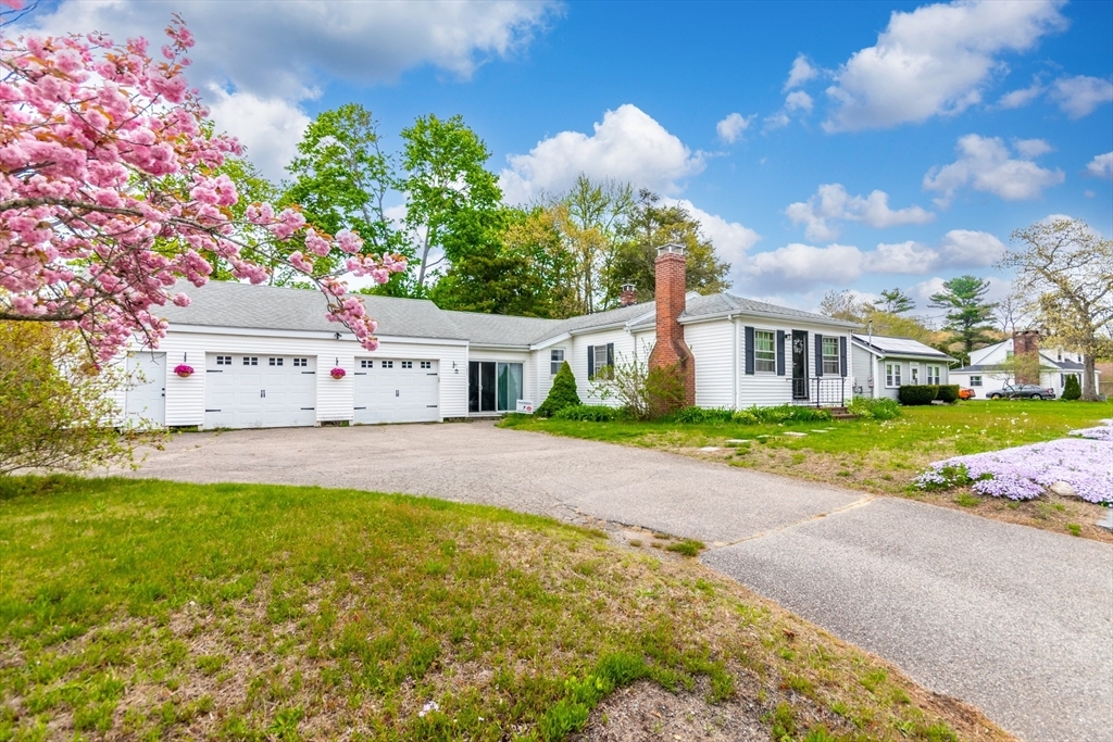 Property Photo: 1003 Point Rd MA 02738