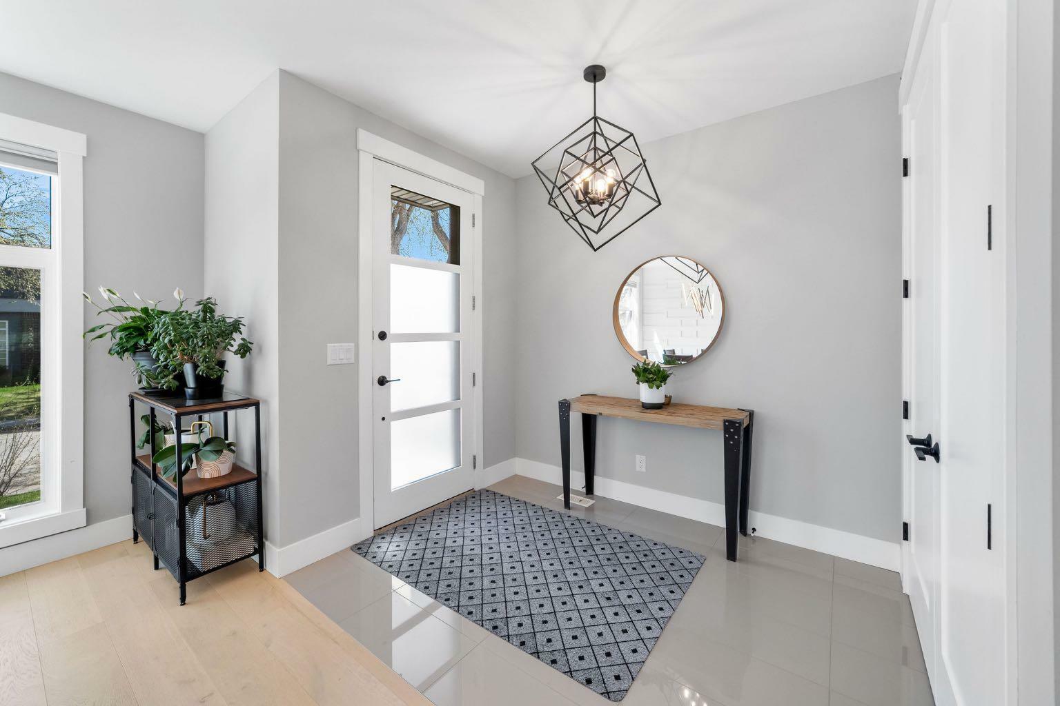Property Photo: 3337 42 Street SW AB T3E 1X6