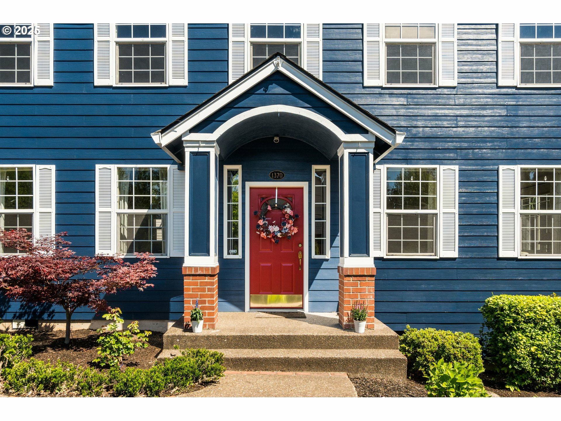 Property Photo: 1370 NW 88th Ave OR 97229