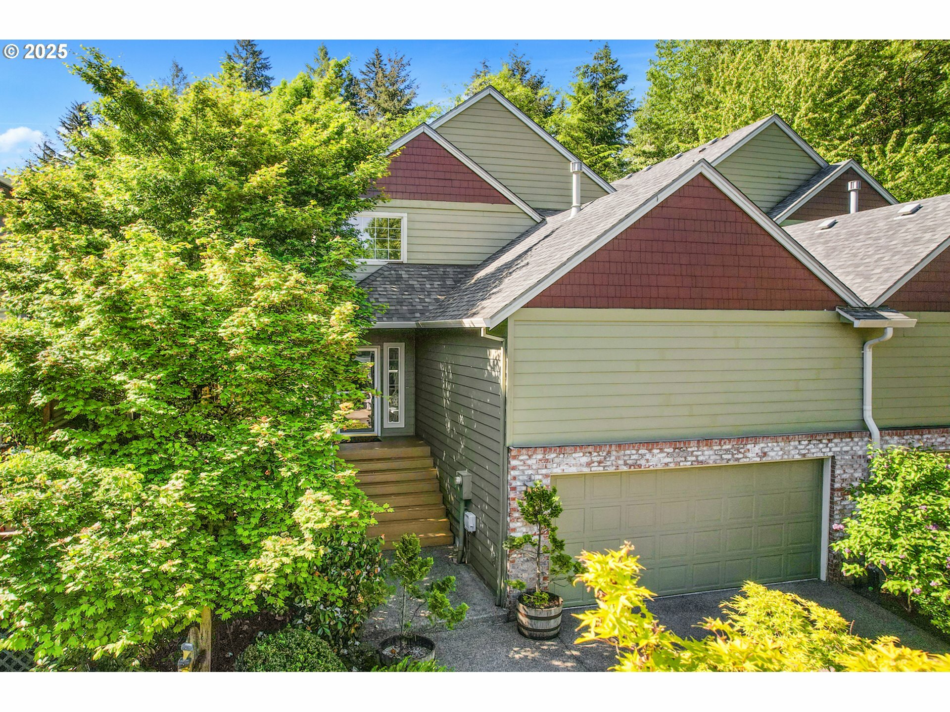 Property Photo: 3714 SW Vesta St OR 97219