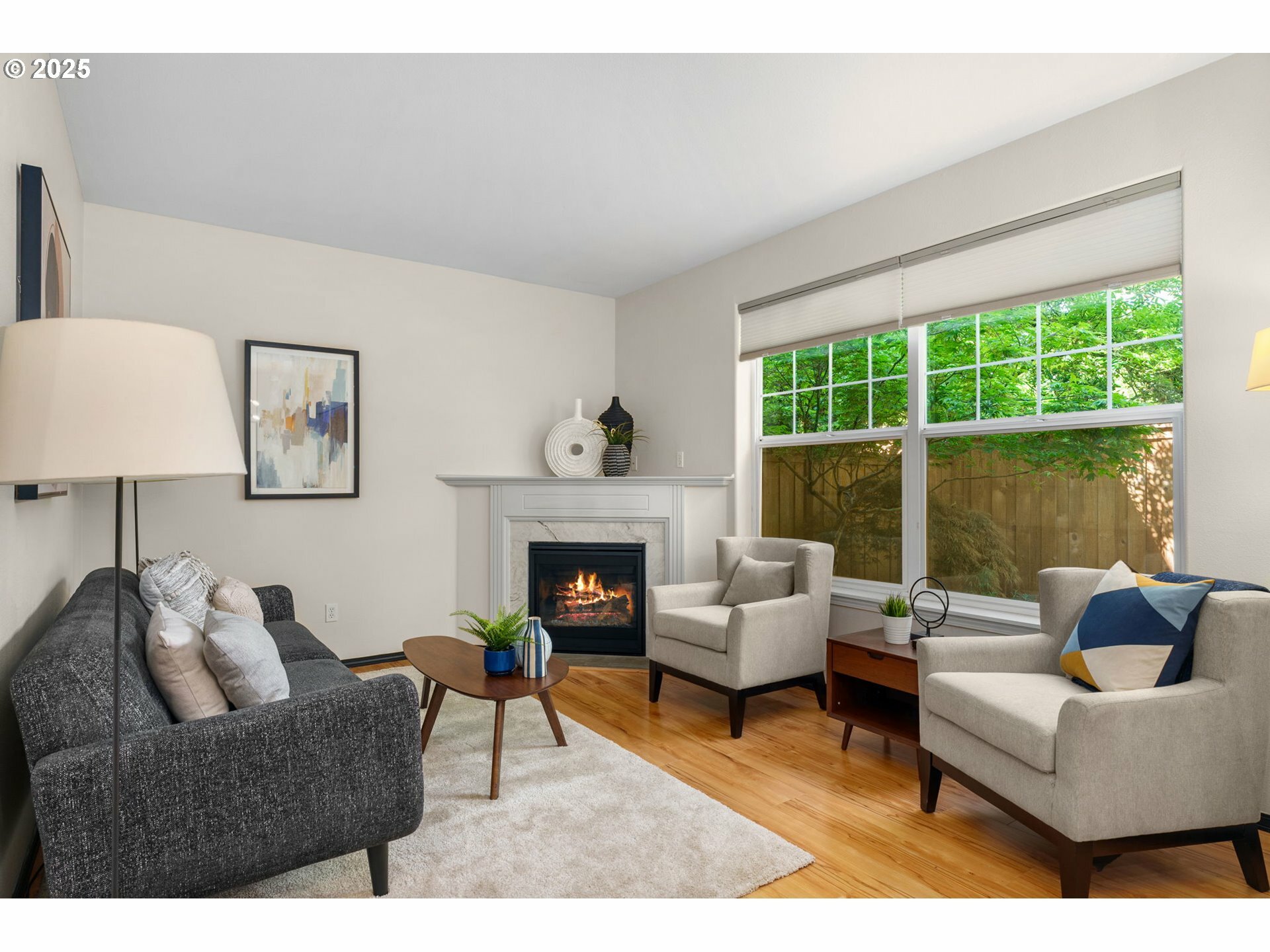 Property Photo: 2607 NE 6th Pl OR 97212