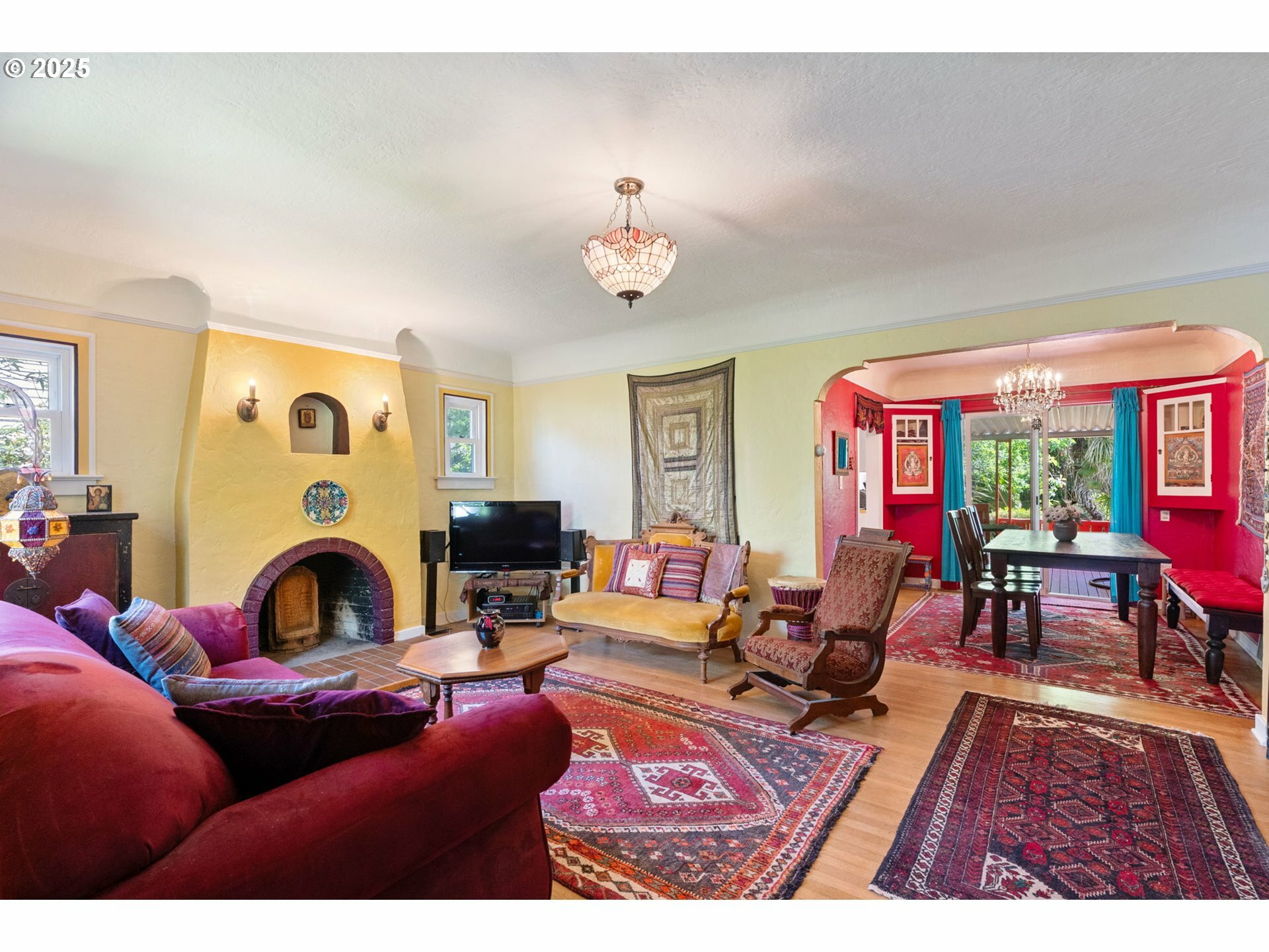 Property Photo: 7324 N Oatman Ave OR 97217