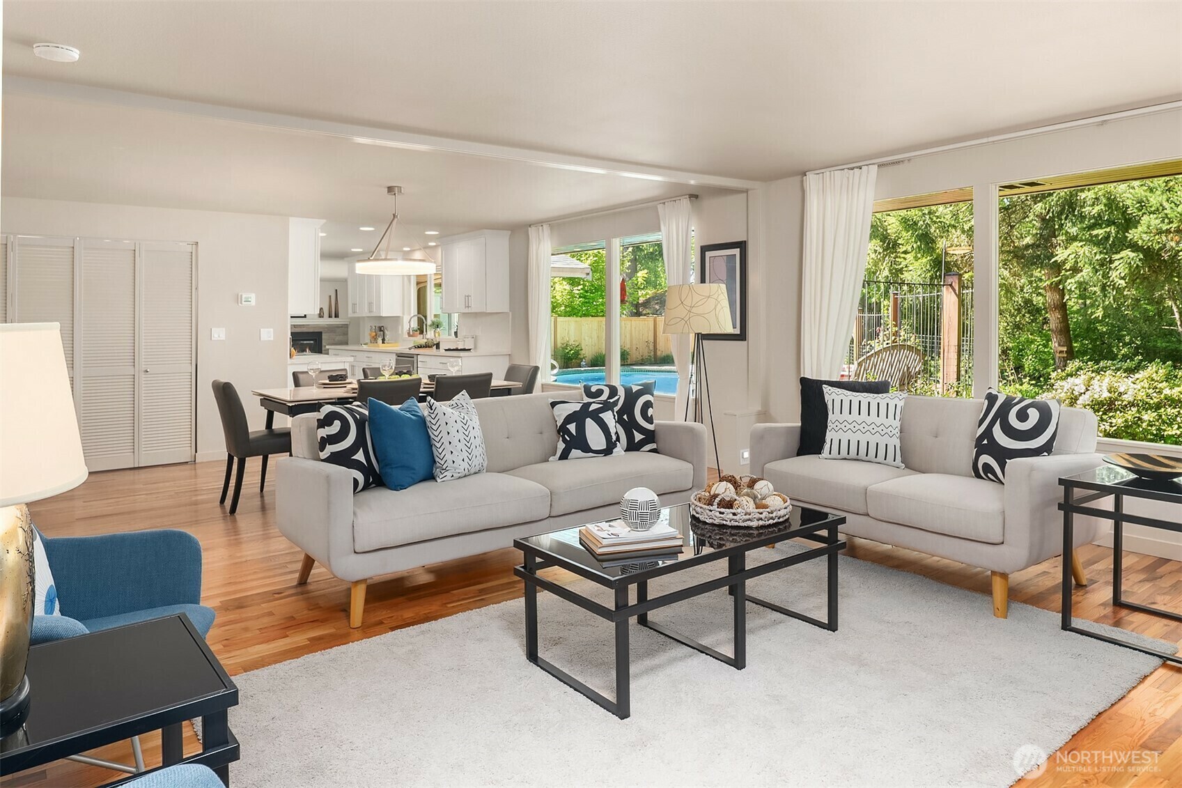 Property Photo: 380 NE Birch Street WA 98027