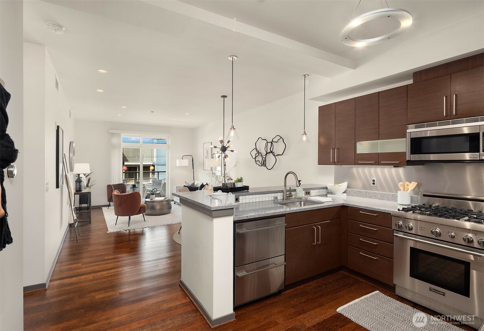 Property Photo: 1530 NW Market Street 811 WA 98107