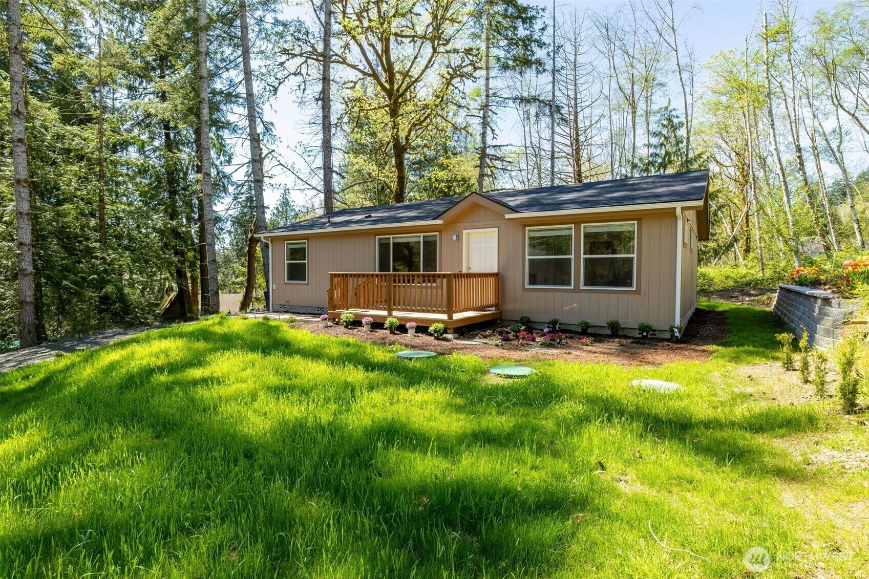 330 E Parkway Blvd  Shelton WA 98584 photo