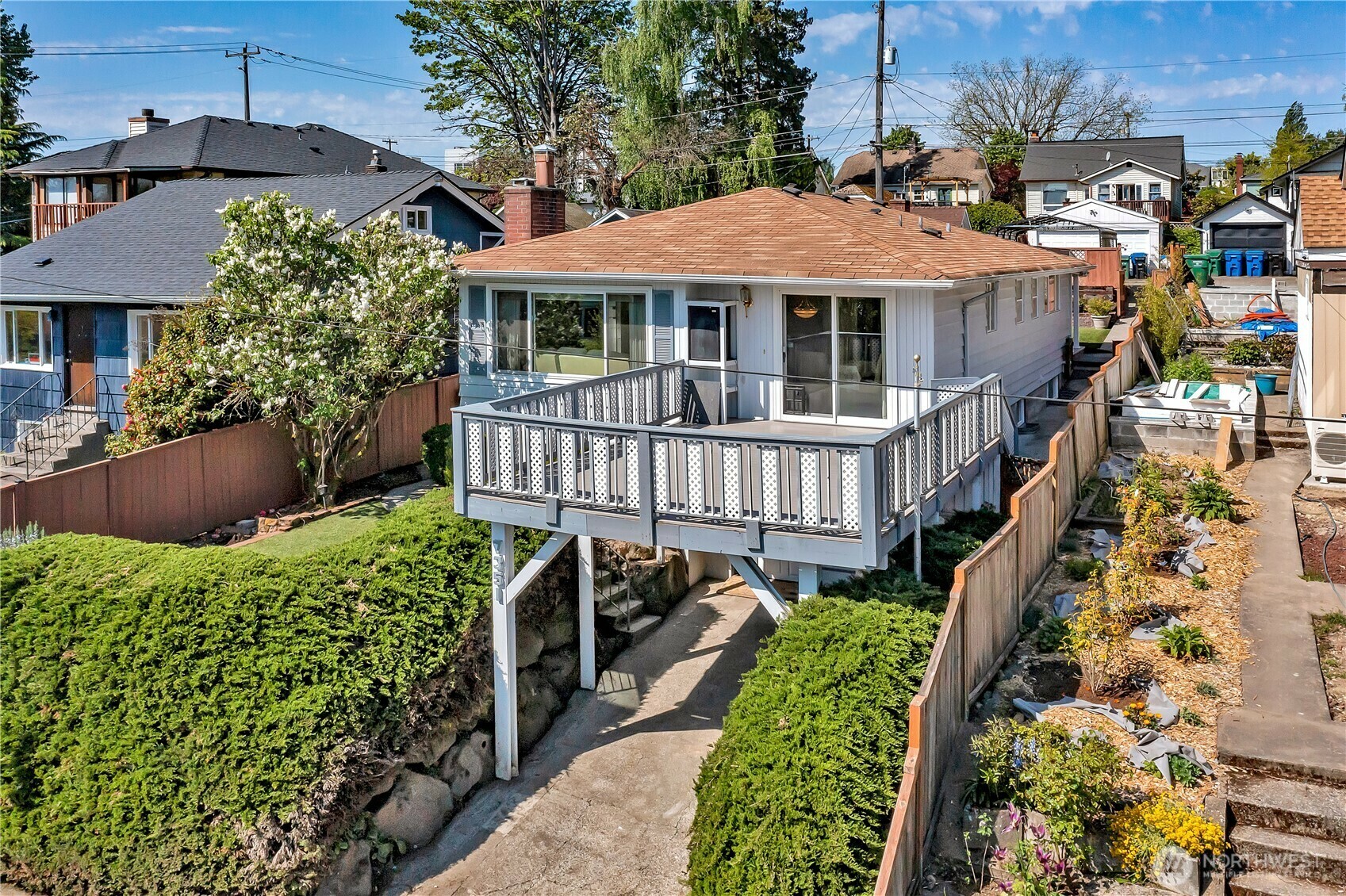 Property Photo: 7351 32nd Avenue SW WA 98126