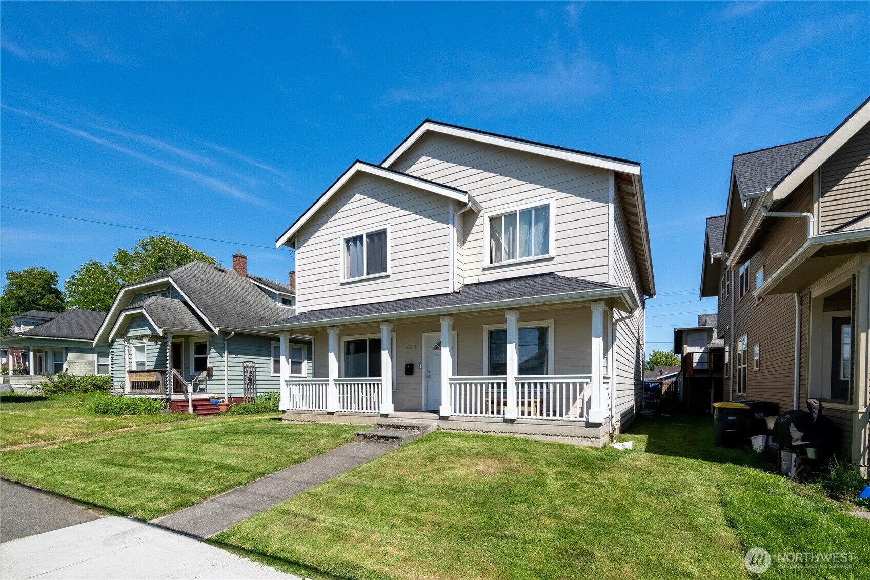 Property Photo: 2104 Ellis Street WA 98225