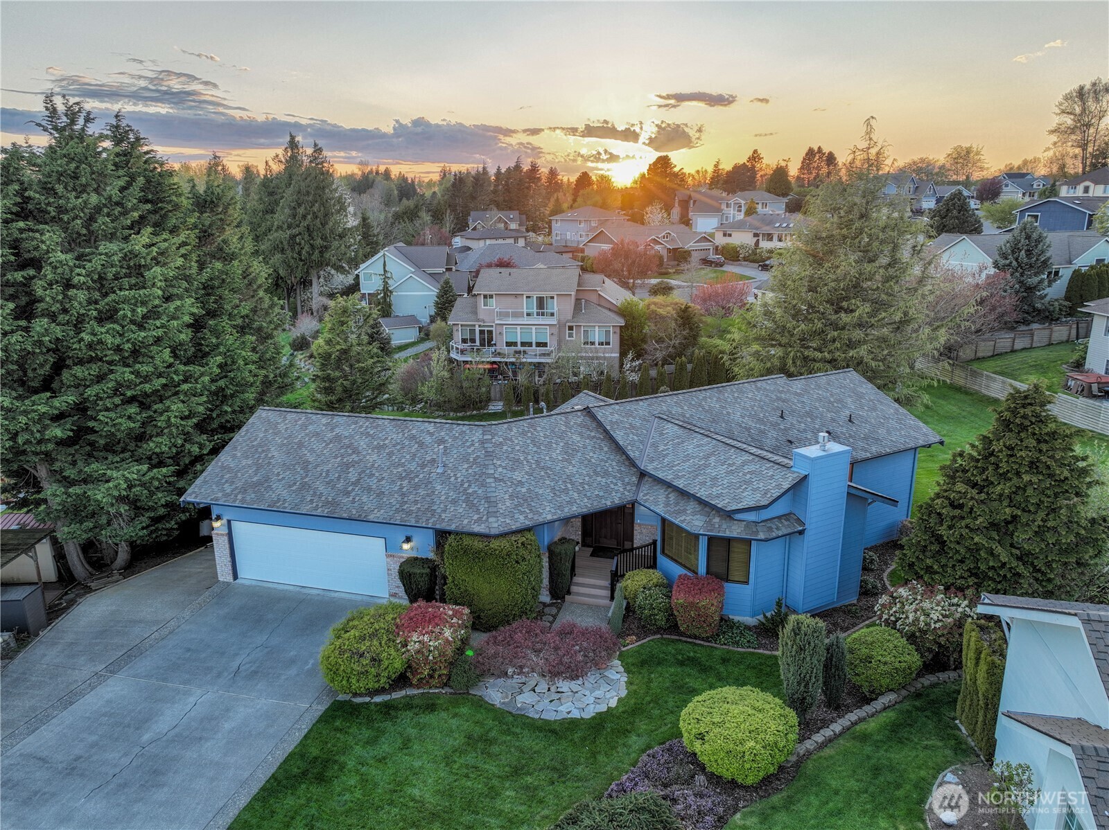 Property Photo: 2541 Crescent Street WA 98248