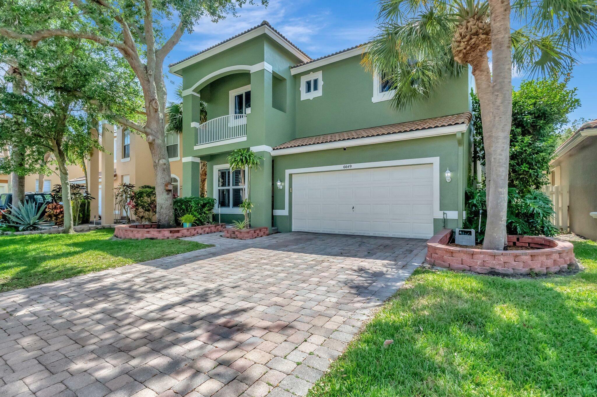 Property Photo:  6649 Lurais Drive  FL 33463 