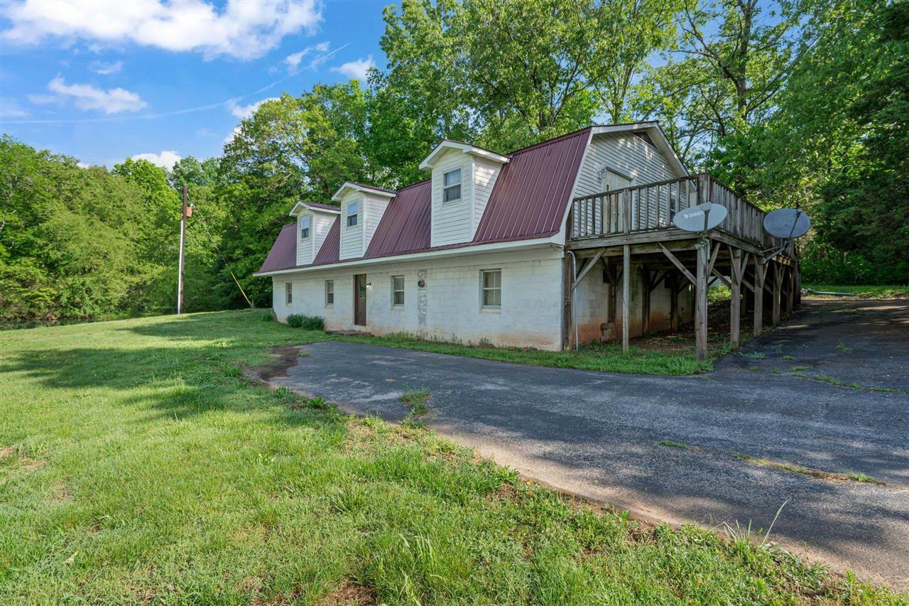 Property Photo: 410 Ralph A Young Road KY 42101