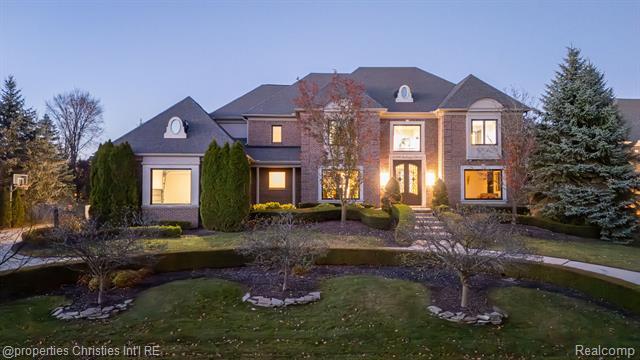 Property Photo:  47490 Bellagio Drive  MI 48167 
