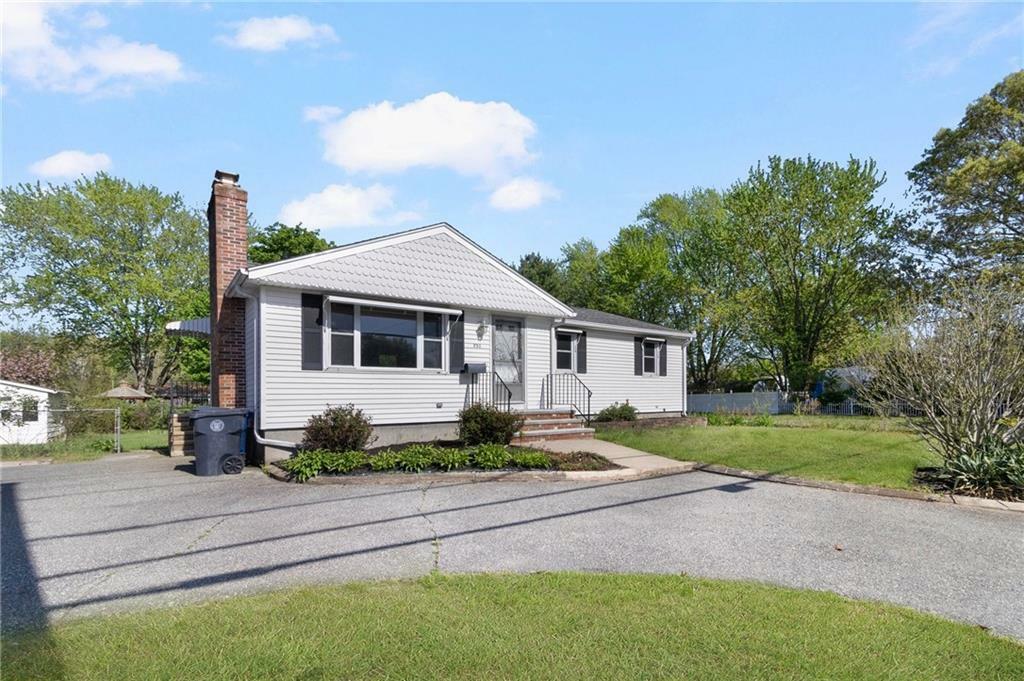 Property Photo: 530 Oakland Beach Avenue RI 02889