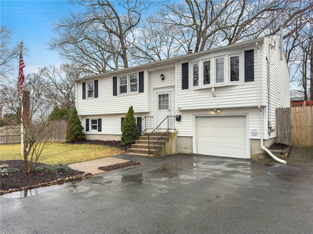 236 Read Avenue  Coventry RI 02816 photo