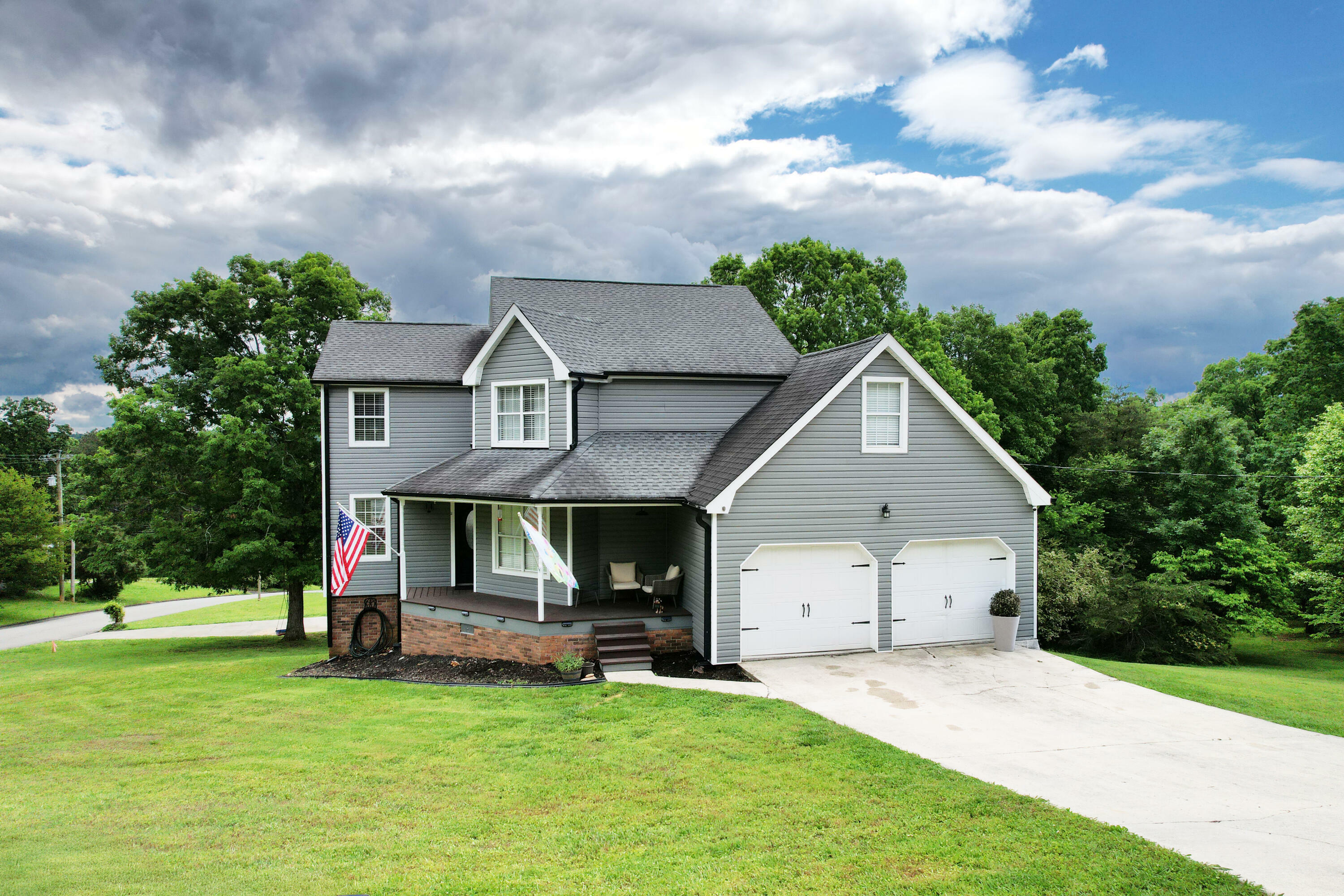 Property Photo: 400 Ivy Way NW TN 37312