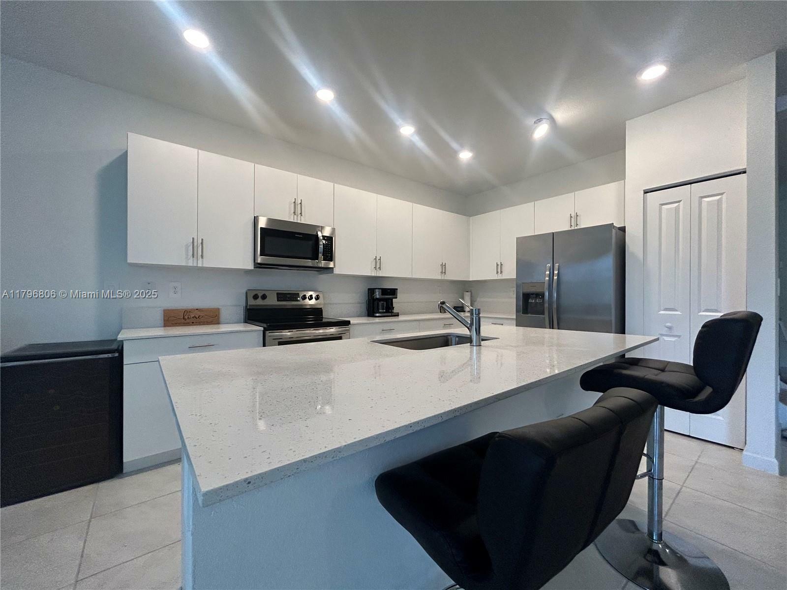 Property Photo: 24030 SW 119th Pl FL 33032