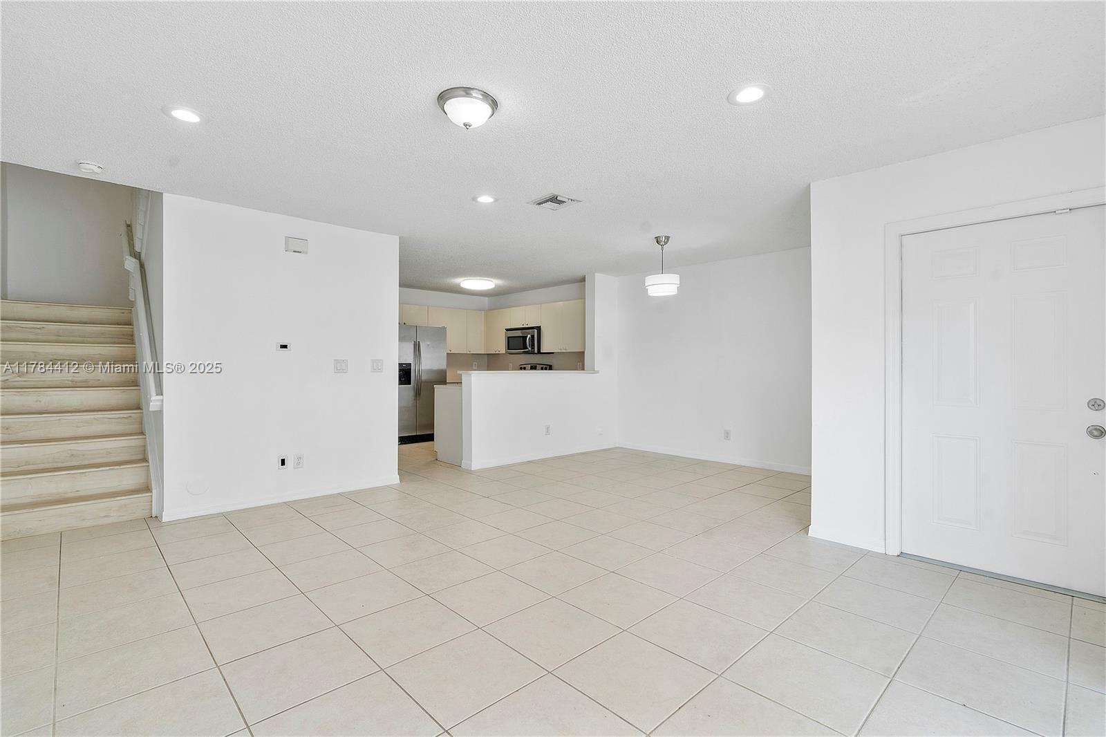 Property Photo: 12488 SW 54th St FL 33027