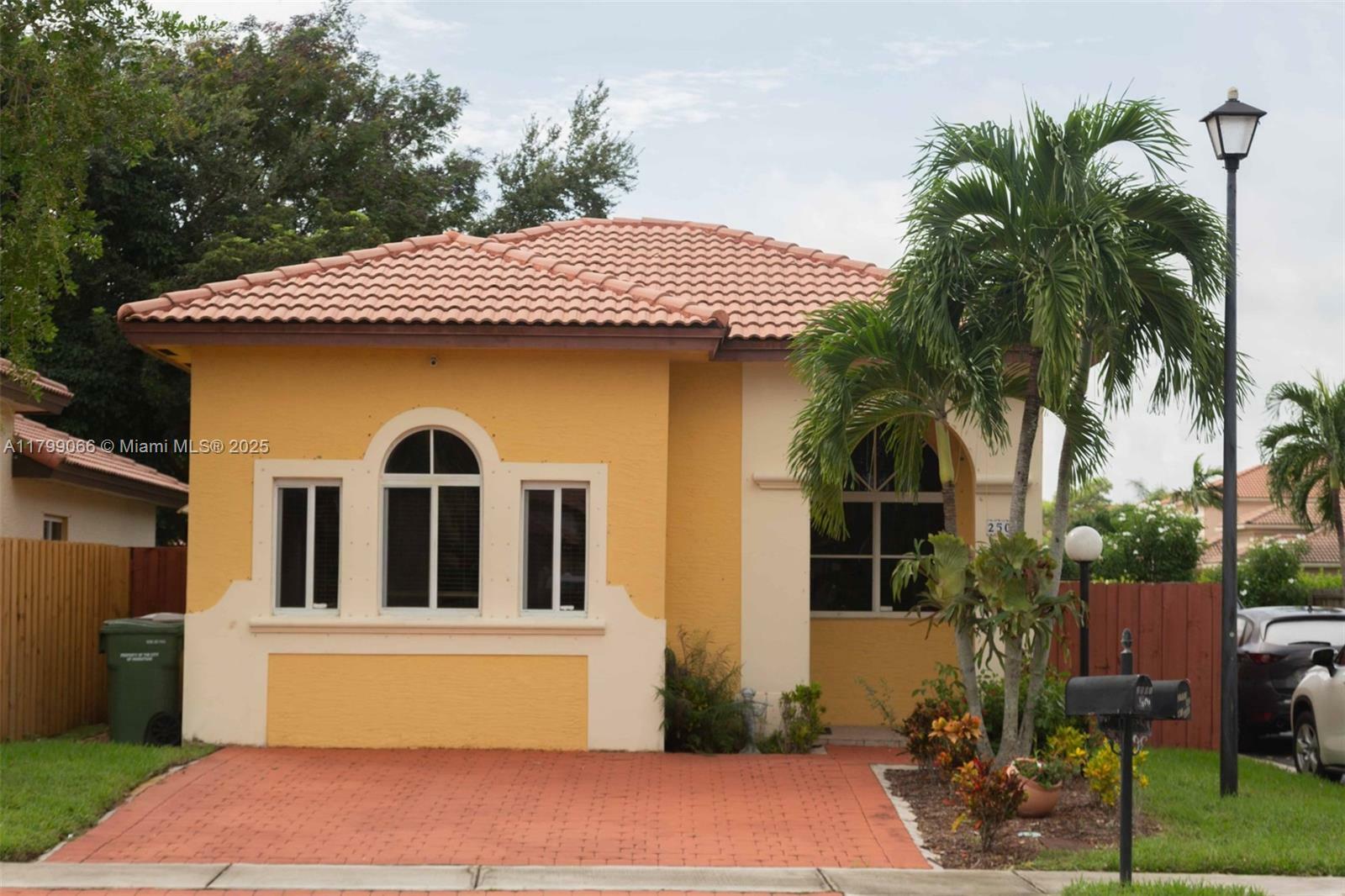 2501 NE 41st Ter  Homestead FL 33033 photo