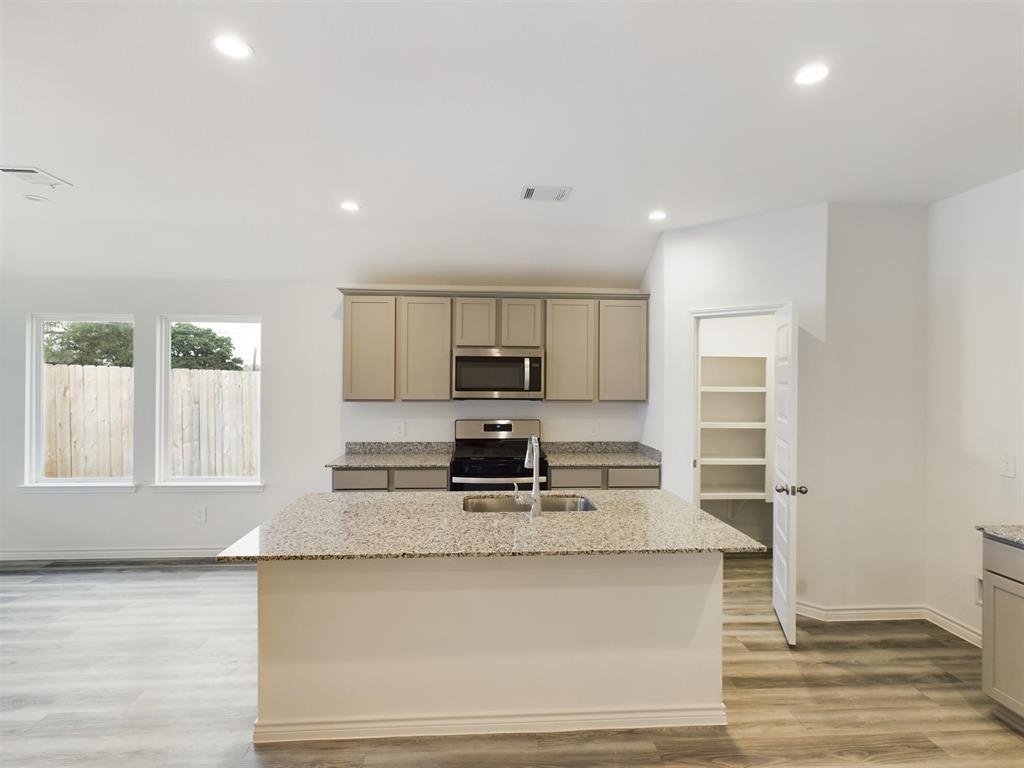 Property Photo: 5650 Wood Duck TX 77632