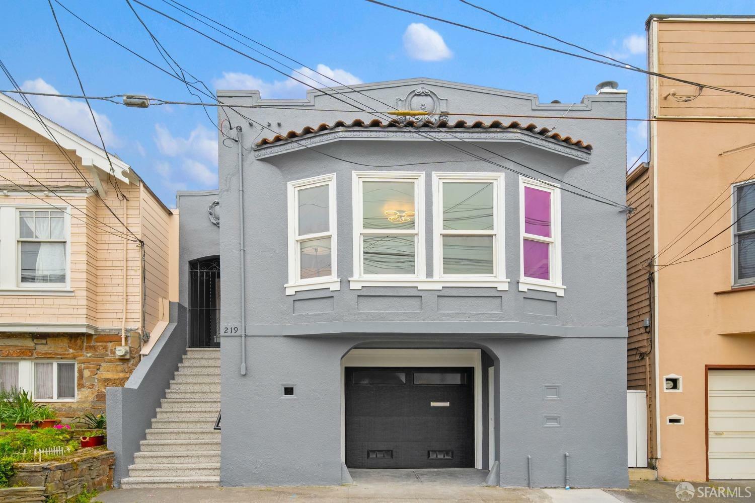 Property Photo: 219 De Montfort Avenue CA 94112