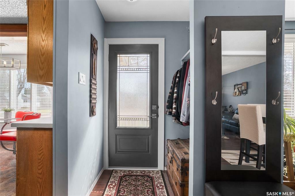 Property Photo: 135 Montreal Avenue S SK S7M 3K9