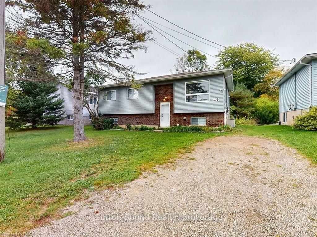 Property Photo: 379 Isaac Street ON N0H 2T0