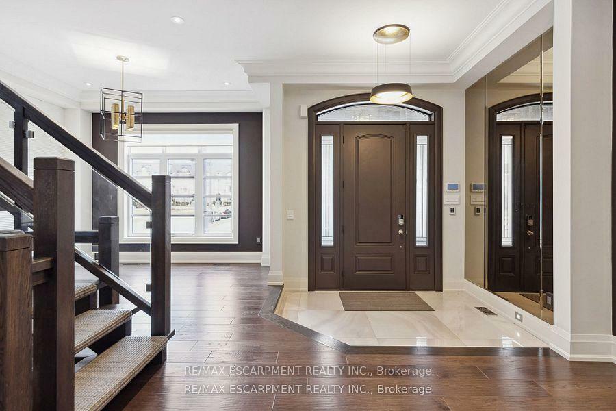 Property Photo: 282 Tudor Avenue ON L6K 2V5