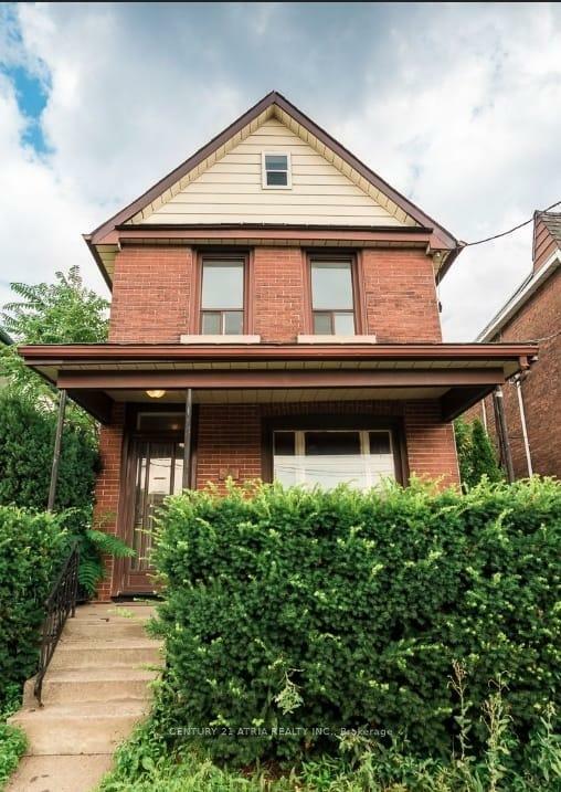 Property Photo: 201 Christie Street ON M6G 3B5