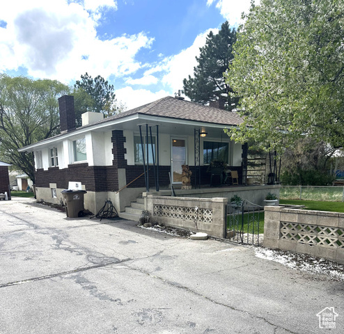 Property Photo: 624 E 11900 S UT 84020