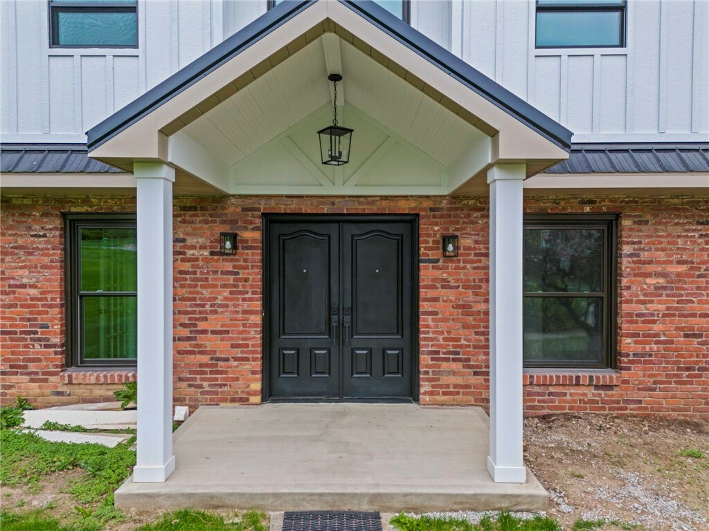 Property Photo: 120 Candlelite Dr PA 15317
