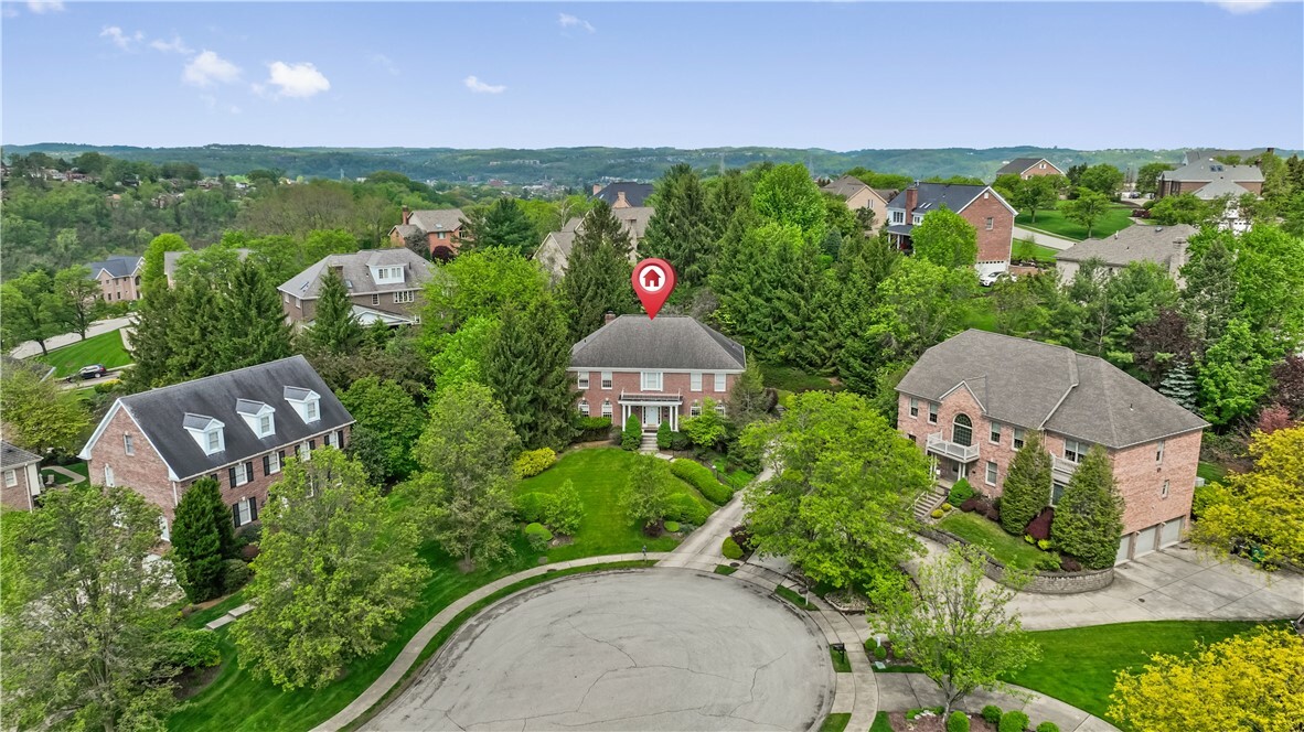 Property Photo: 1501 Zenith Ct PA 15241