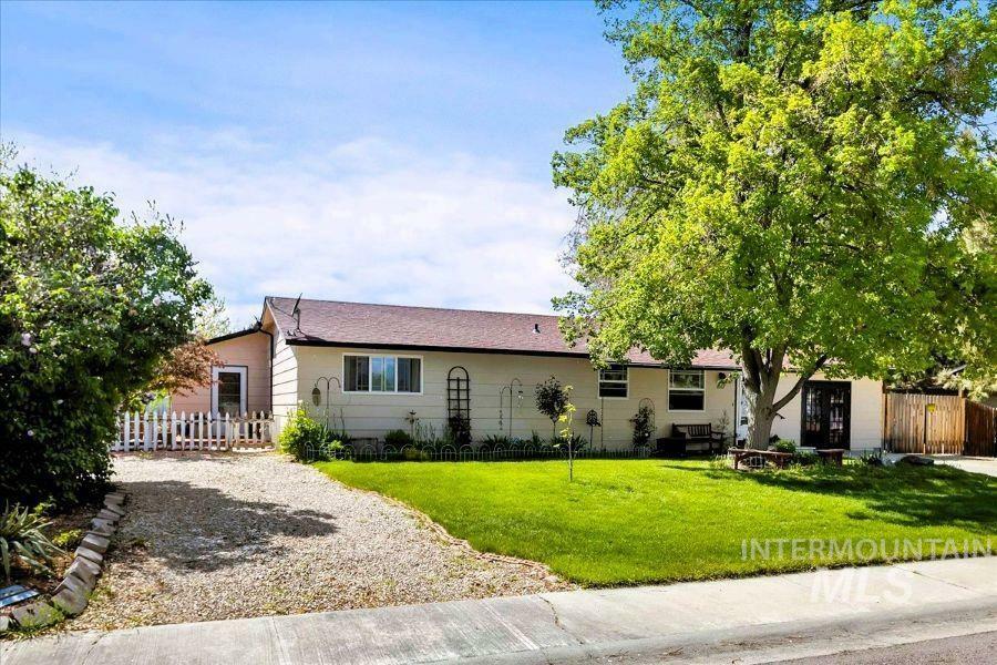 Property Photo:  6687 S Santa Ana Ave  ID 83709 