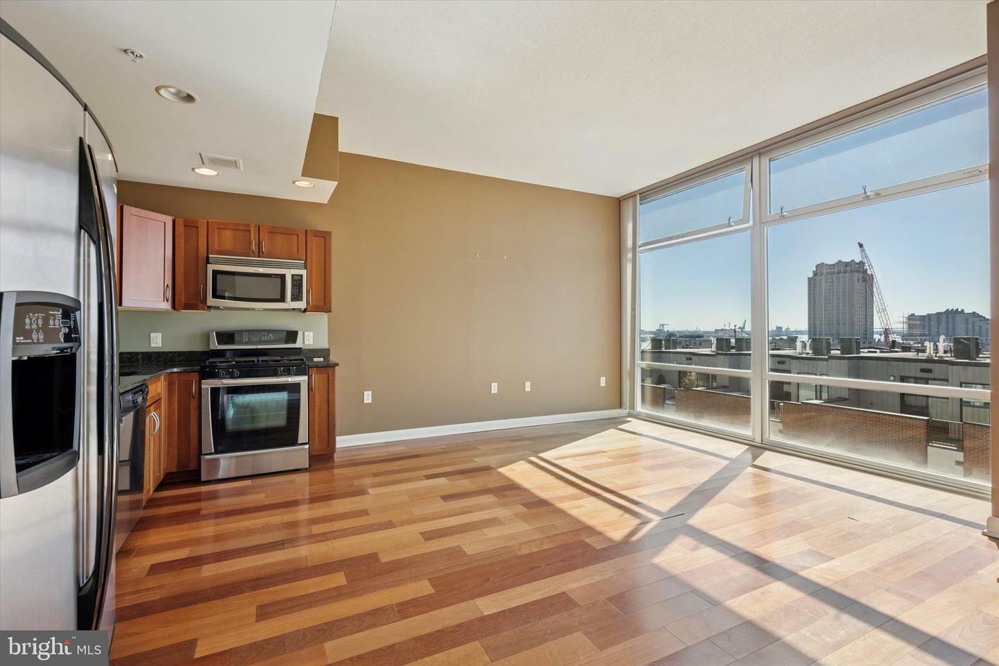 Property Photo: 22 S Front Street 602 PA 19106