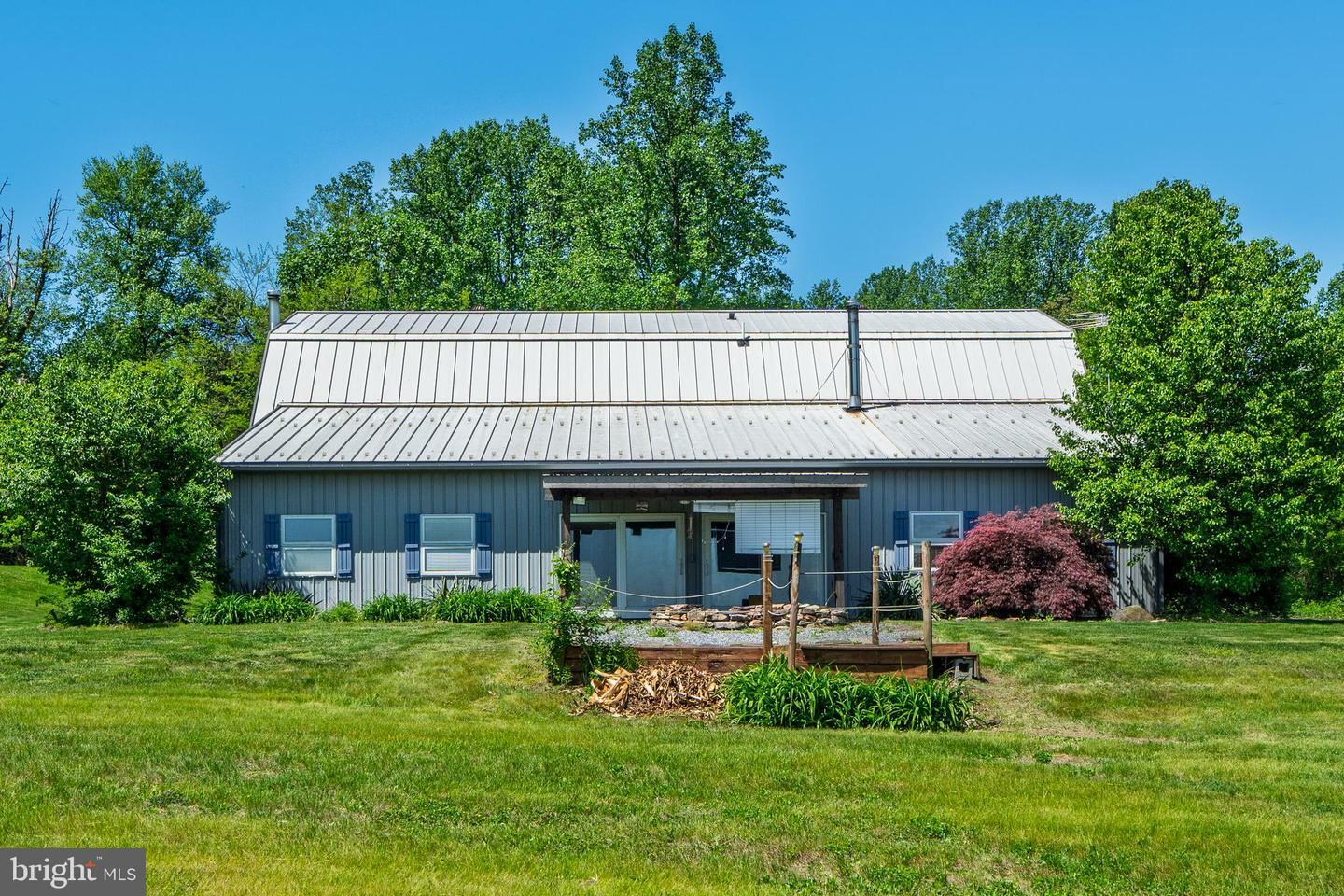 Property Photo: 5024 Chelsea Drive PA 19540