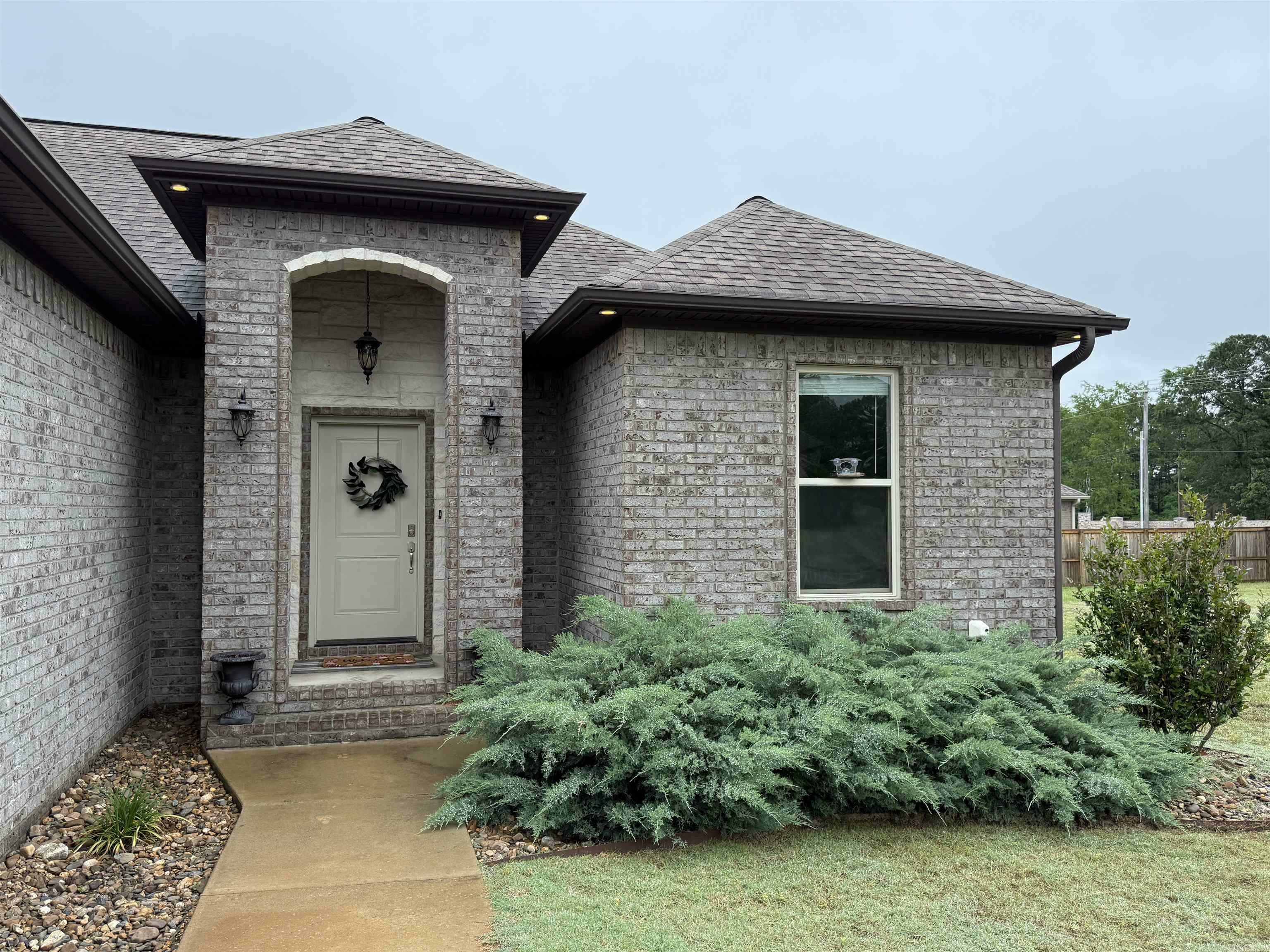 Property Photo: 6 Sayde Lane AR 72150