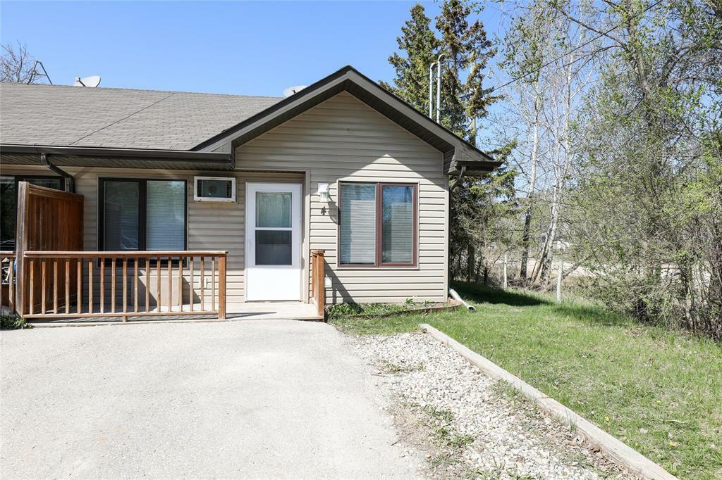 Property Photo: 11 Spruce Street MB R0A 0R0