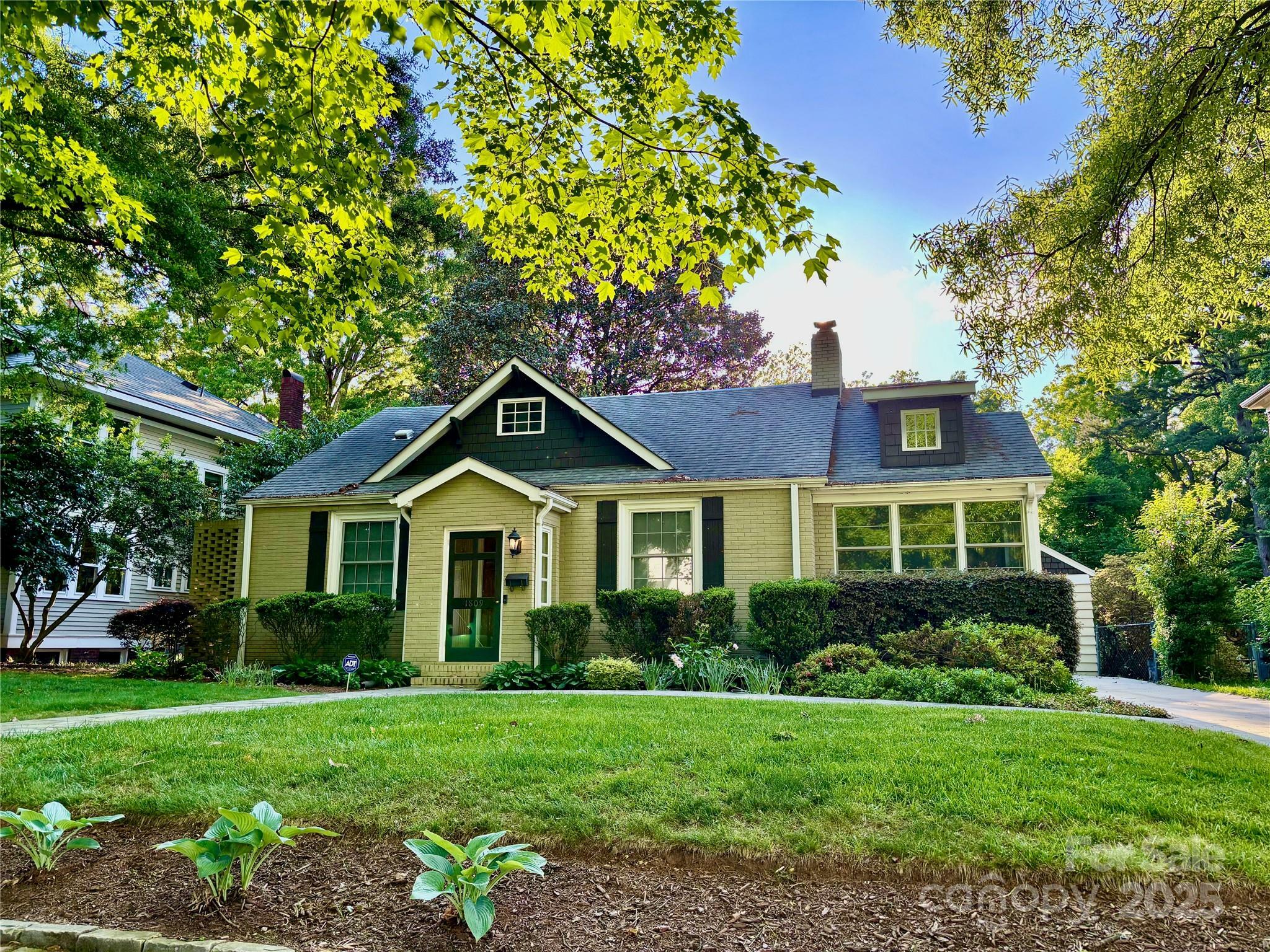 Property Photo: 1809 The Plaza None NC 28205